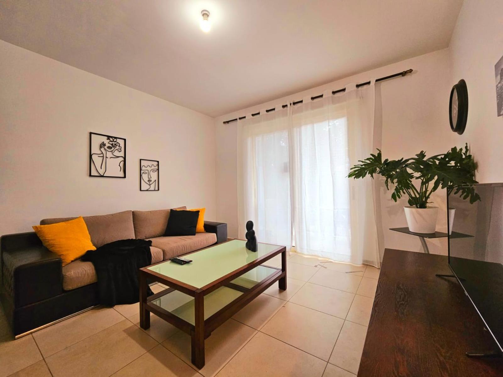 Elysia Park Apartments Paphos Exterior foto